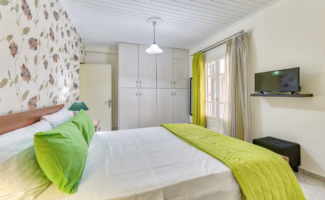 Ina Apartment Каламакион Экстерьер фото